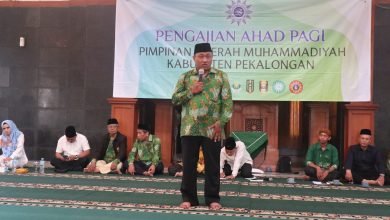 Wakil Ketua Pimpinan Daerah Muhammadiyah (PDM0 Kabupaten Pekalongan, M. Mirwan, M. Pd, menyampaikan bahwa Muhammadiyah bukanlah oposisi atau partai politik saat menerima hibah dari Pemerintah Kabupaten Pekalongan, Ahad, 15 September 2024