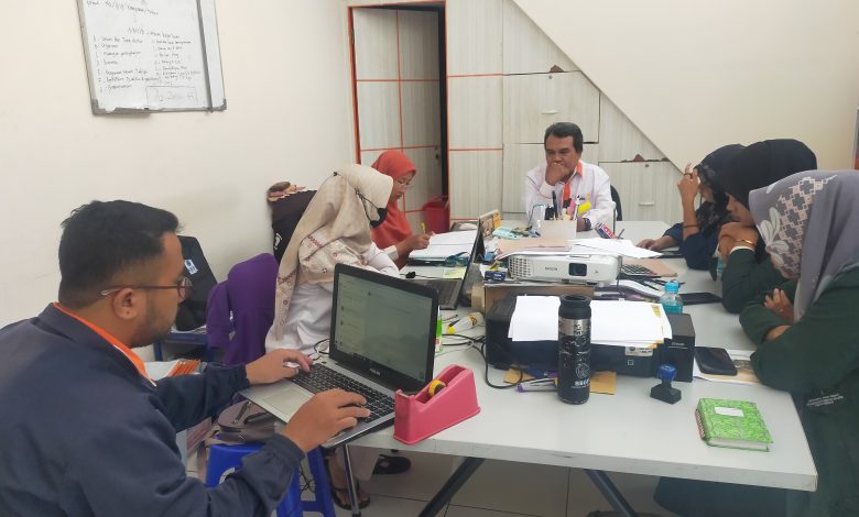 Manager Lazismu Kabupaten Pekalongan, Sutiknyo, S. TP, menyampaikan hasil rakorsus Lazismu Jawa Tengah