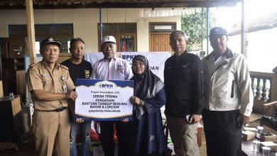 BPKH Bersama Muhammadiyah Salurkan Bantuan di Pekalongan