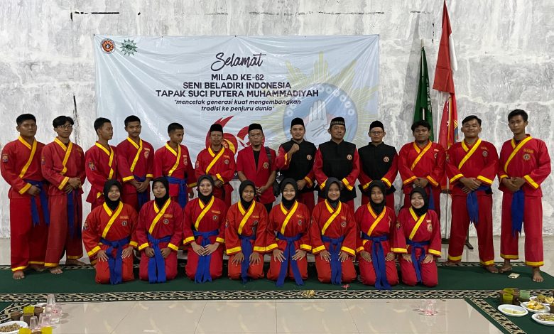 Pimda Tapak Suci Putra Muhammadiyah Kabupaten Pekalongan Rayakan Milad Tapak Suci ke-62 di SMK Muhammadiyah Kajen Pekalongan