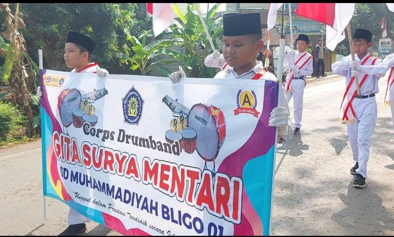 Corps Drum Band Gita Surya Mentari SD Muhammadiyah 01 Bligo Tampil di Acara Asta Cita Presiden Prabowo