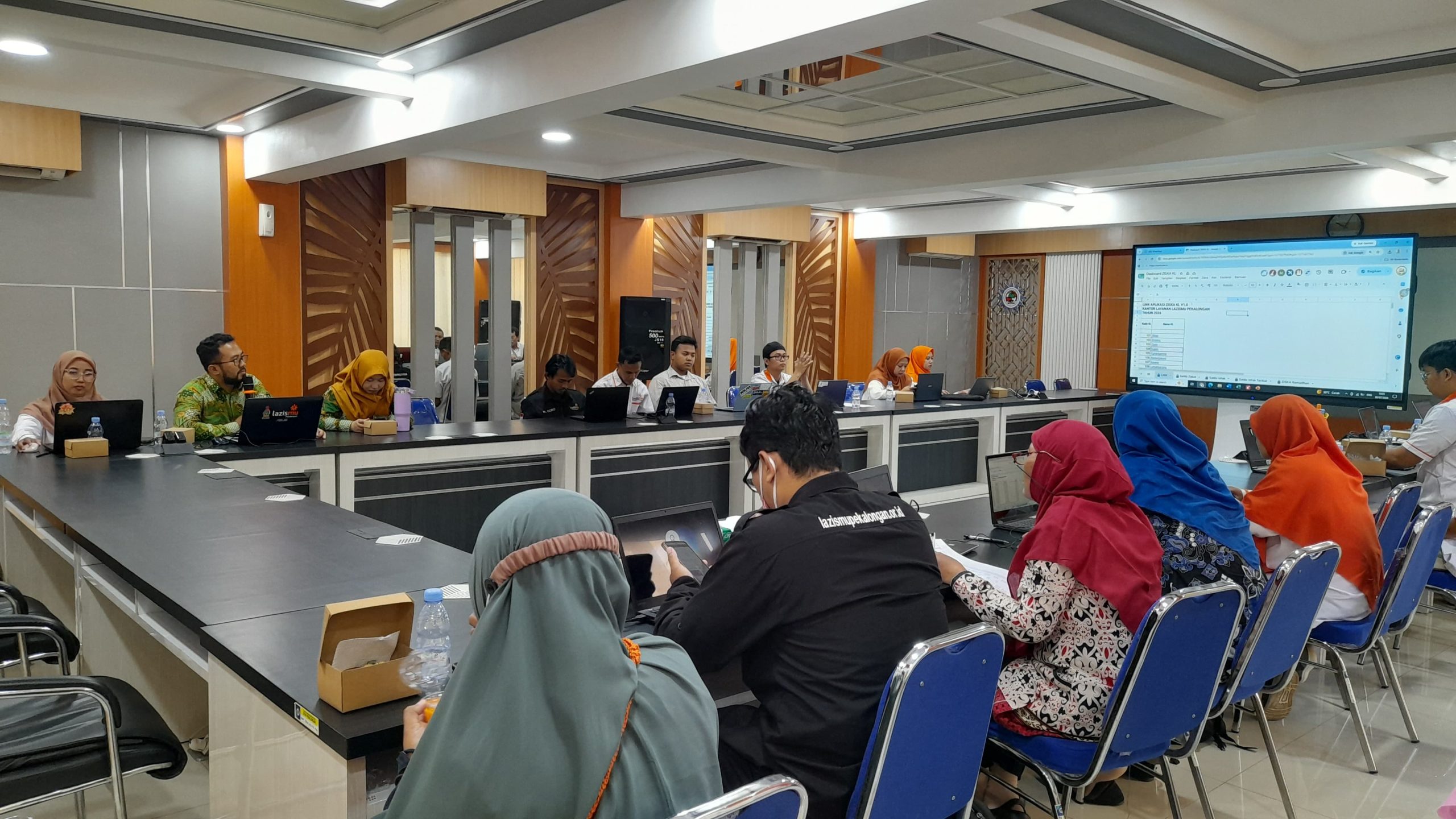 Pelatihan keuangan Lazismu diikuti oleh devisi keuangan dari 26 kantor layanan Lazismu se-Kabupaten Pekalongan