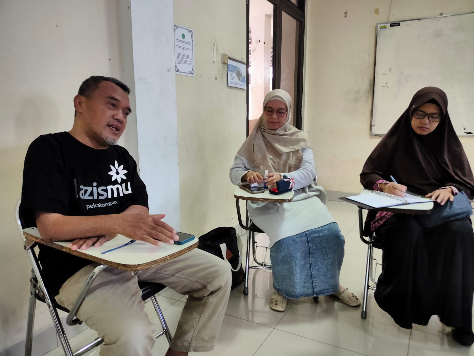 Ketua Pimpinan Daerah Nasyiyatul Aisyiyah Kabupaten Pekalongan, Ainun Muthoharoh