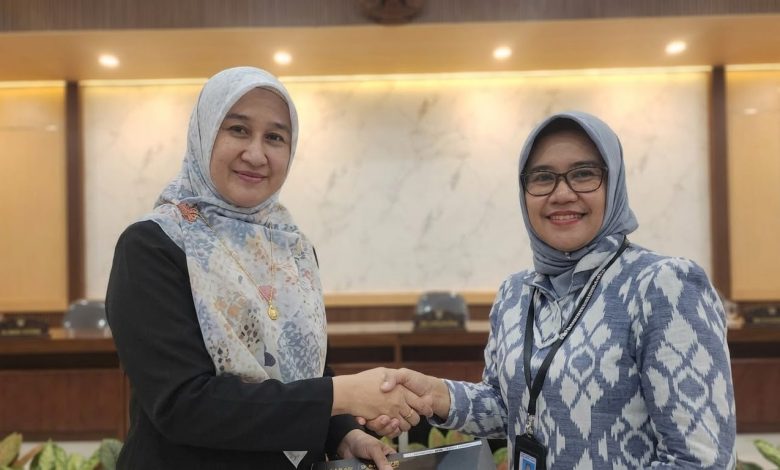 Dosen Universitas Muhammadiyah Pekajangan Pekalongan Terima SK Lektor Kepala