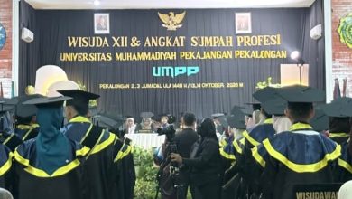 Wisuda angkatan XII UMPP