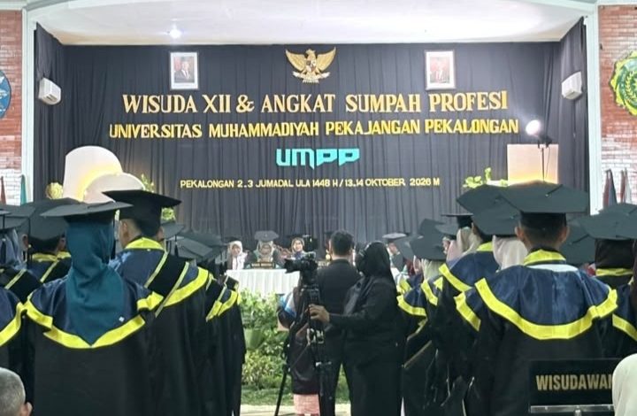 Wisuda angkatan XII UMPP